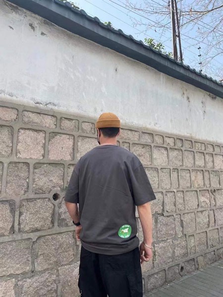 穆者男装2022春夏季黑色T恤