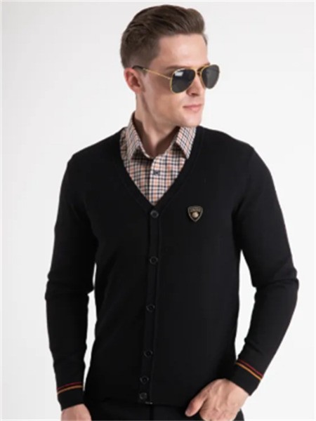 玛路.玛佐奇男装2022春夏季黑色针织衫