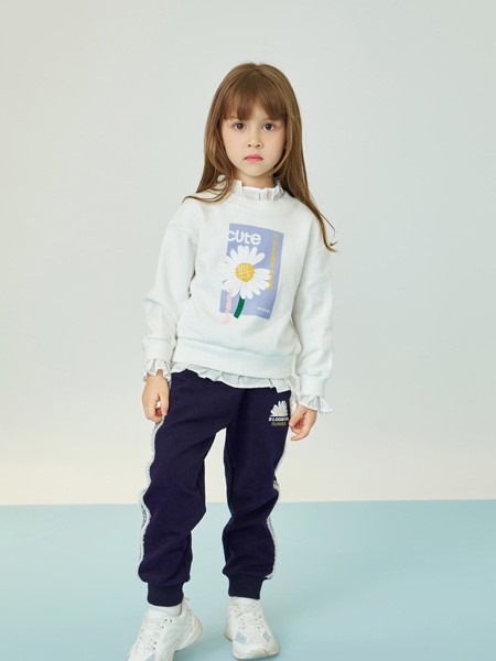 贝甜2022春夏季白色T恤