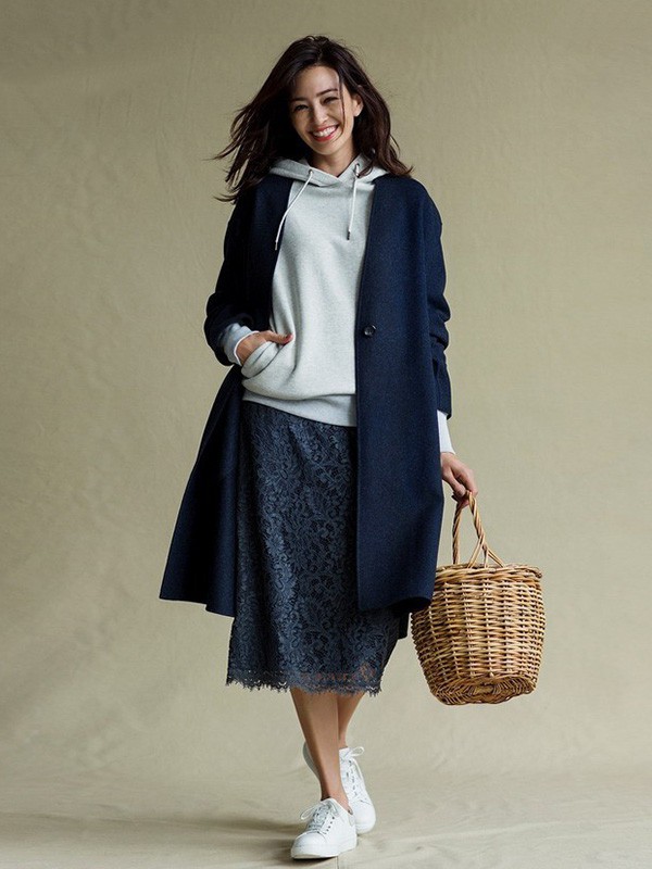 23区女装2021秋冬季藏蓝色半身裙