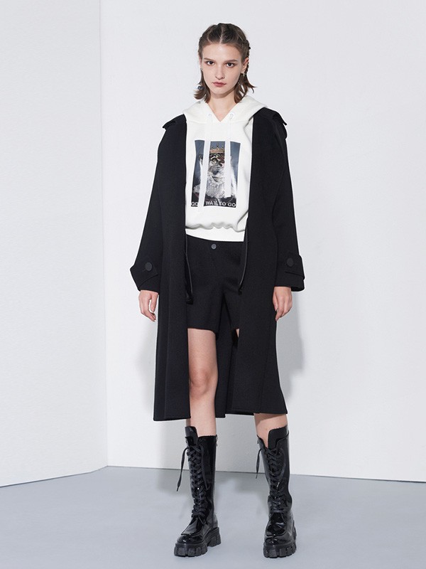 QDA女装2021秋冬季白色卫衣