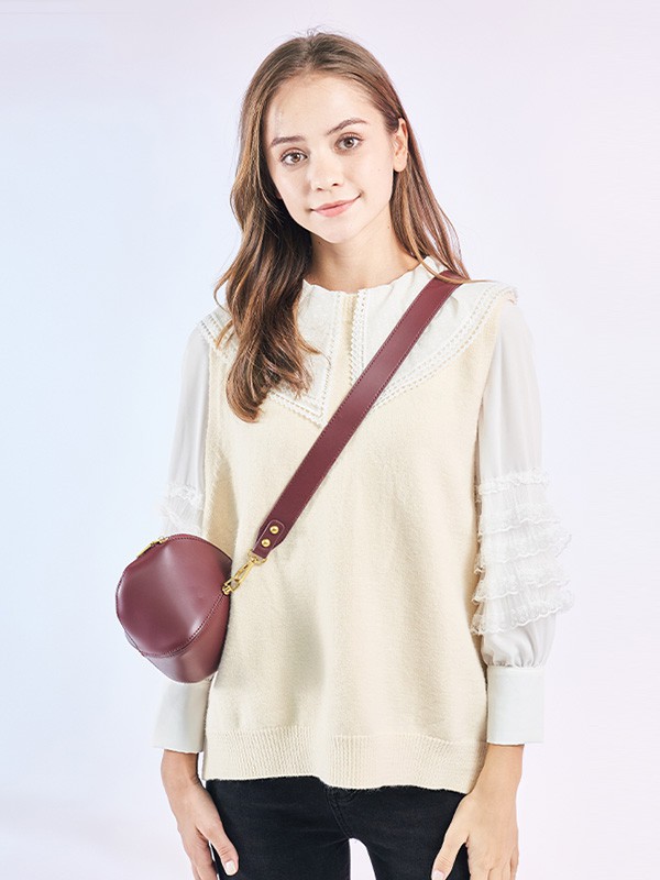 汤米诺女装2022春夏季米色毛衣