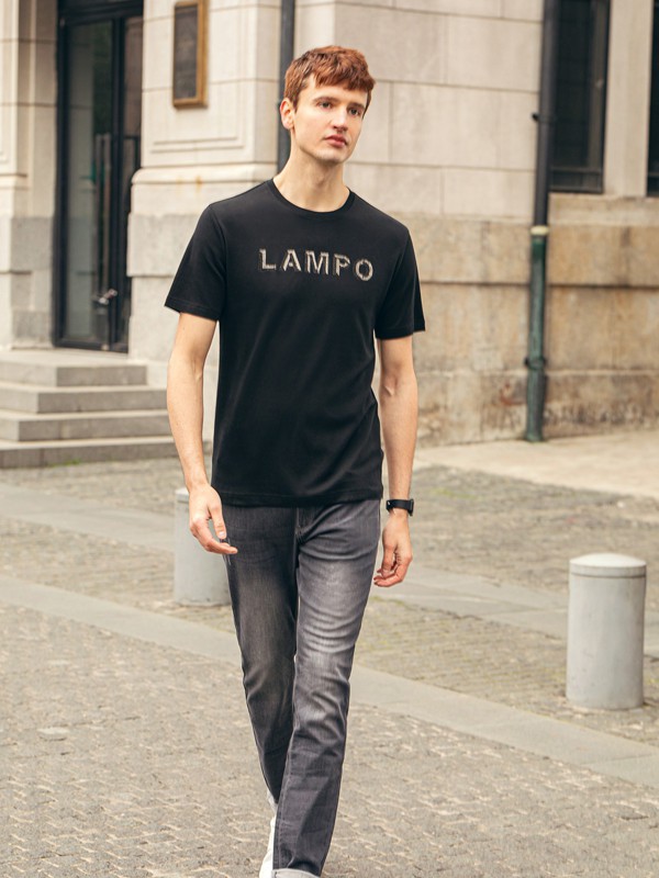 蓝豹男装2022春夏季黑色T恤