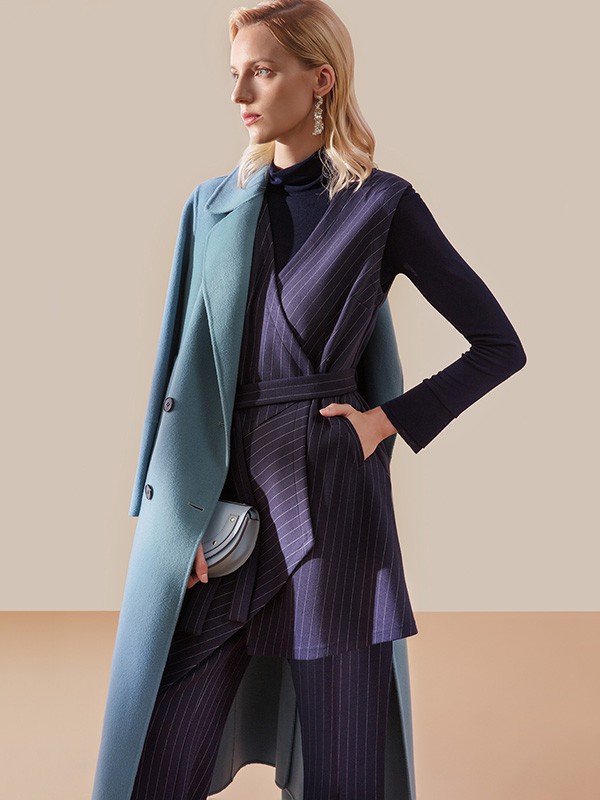 茜纳女装2021秋冬季拼色大衣