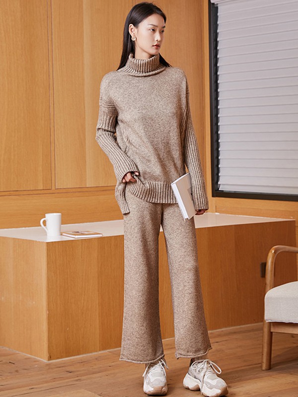 蔓诺蒂女装2021秋冬季咖啡色针织衫