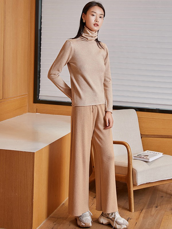 蔓诺蒂女装2021秋冬季卡其色针织衫