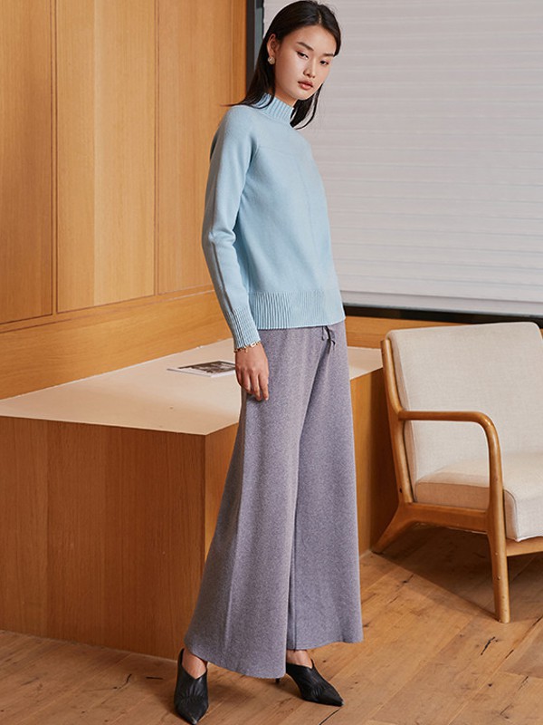 蔓诺蒂女装2021秋冬季蓝色针织衫