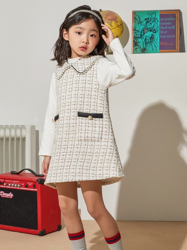 米喜迪童装2021秋冬季米色连衣裙