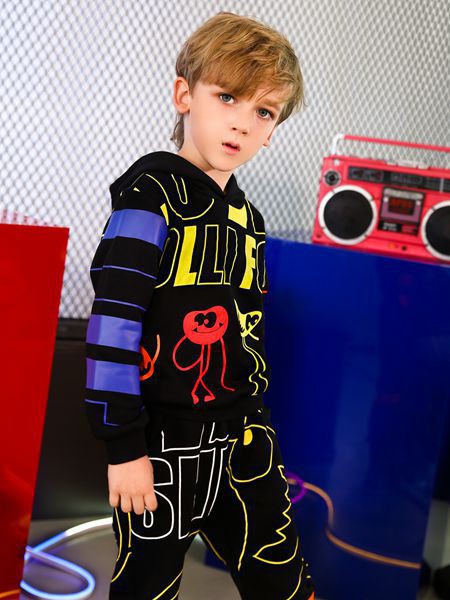 芙丽芙丽童装2022春夏季黑色卫衣