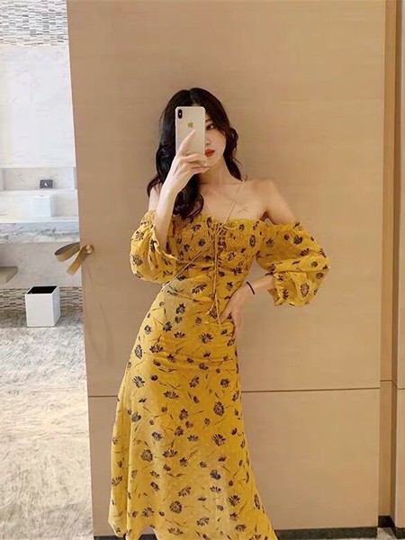 雅奴天使2022春夏季黄色连衣裙