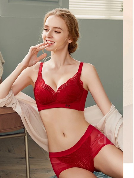 迪兰多2022春夏季酒红色时尚内衣