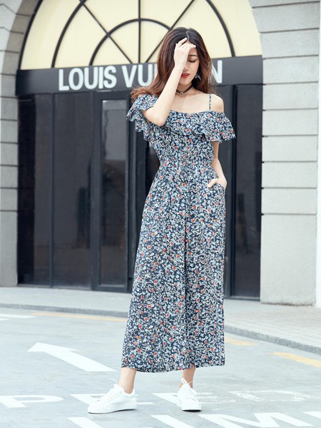 集韩号2022春夏季白色连体裤