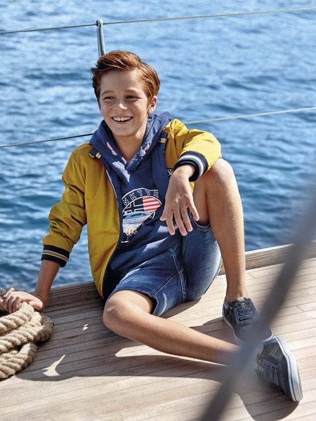 麦悠2022春夏季藏蓝色短裤