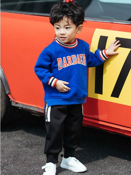 塔哒儿2021秋冬季蓝色T恤