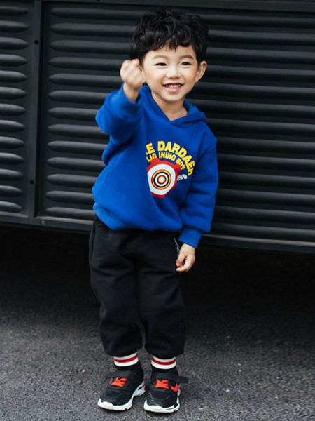 塔哒儿2021秋冬季蓝色卫衣