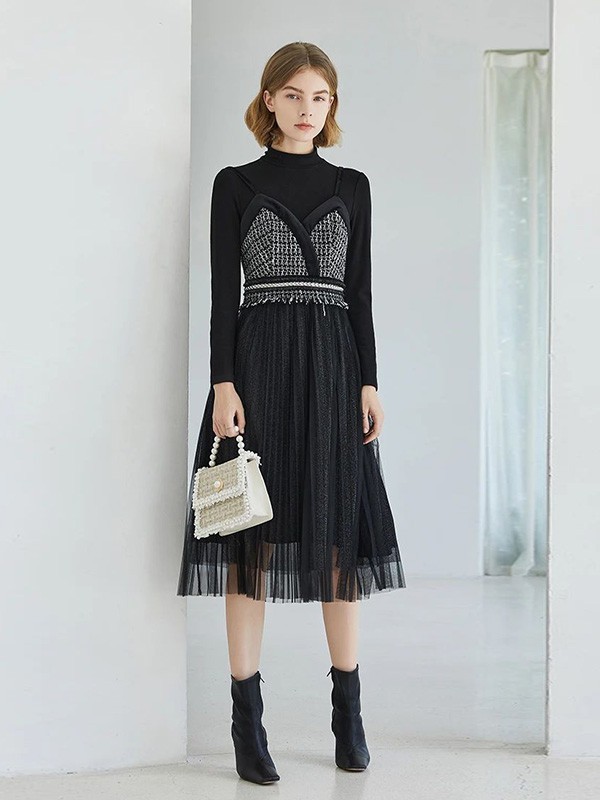 尚艾诗女装2021秋冬季黑色连衣裙