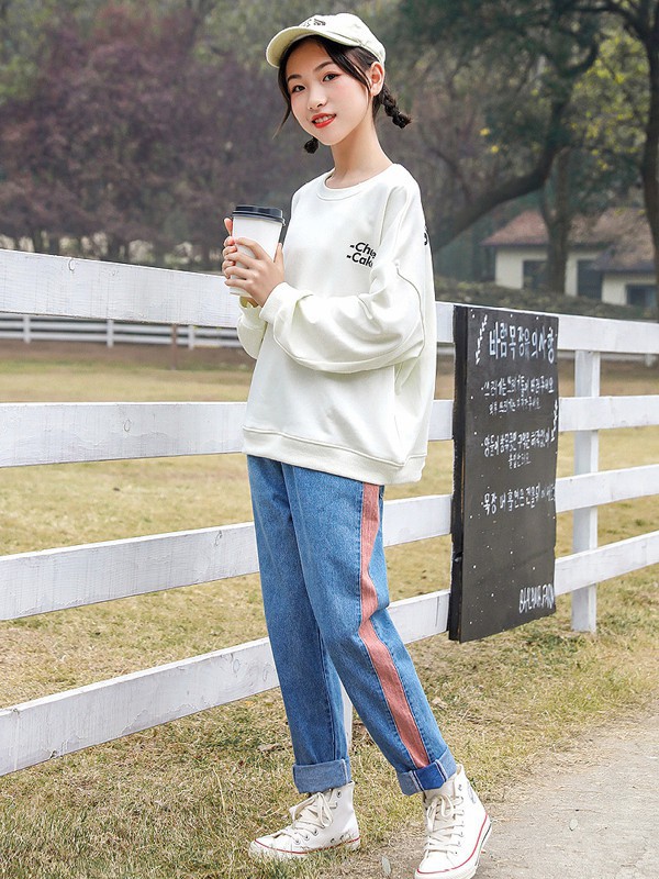 要要童装2022春夏季白色T恤