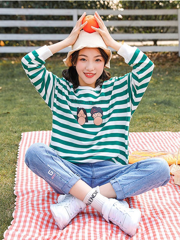 要要童装2022春夏季绿色T恤