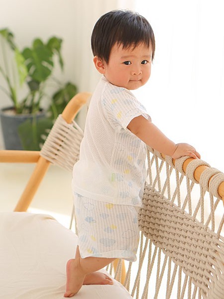 藤之木工房童装2022春夏季白色连体衣