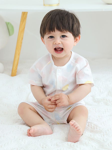 藤之木工房童装2022春夏季白色连体衣