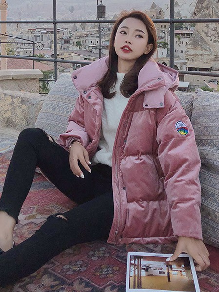 尤麦女装2021秋冬季粉色棉服