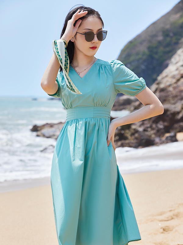 衣盟女装2022春夏季绿色连衣裙
