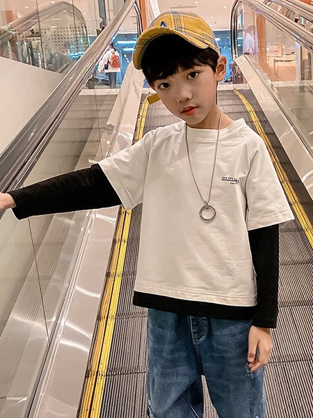 多力童装2022春夏季白色T恤