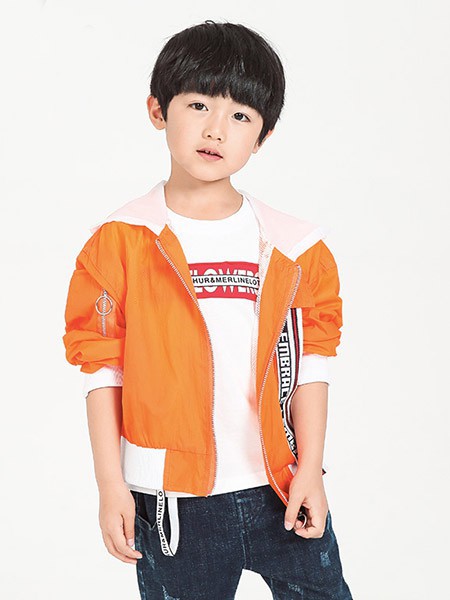 多力童装2022春夏季白色T恤