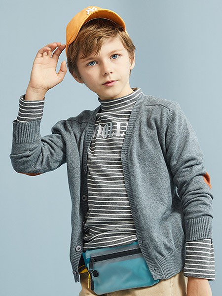 多力童装2022春夏季白色T恤