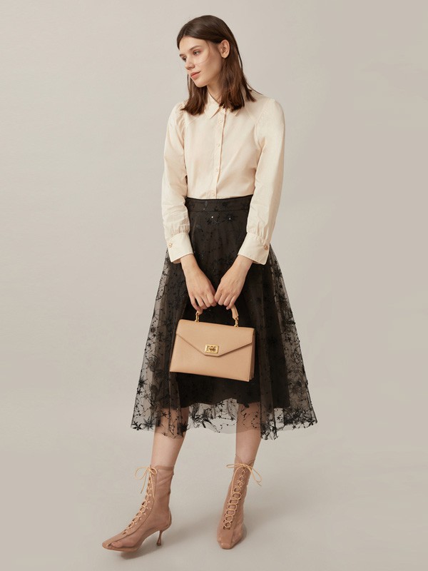 LIMEFLARE女装2022春夏季白色针织衫