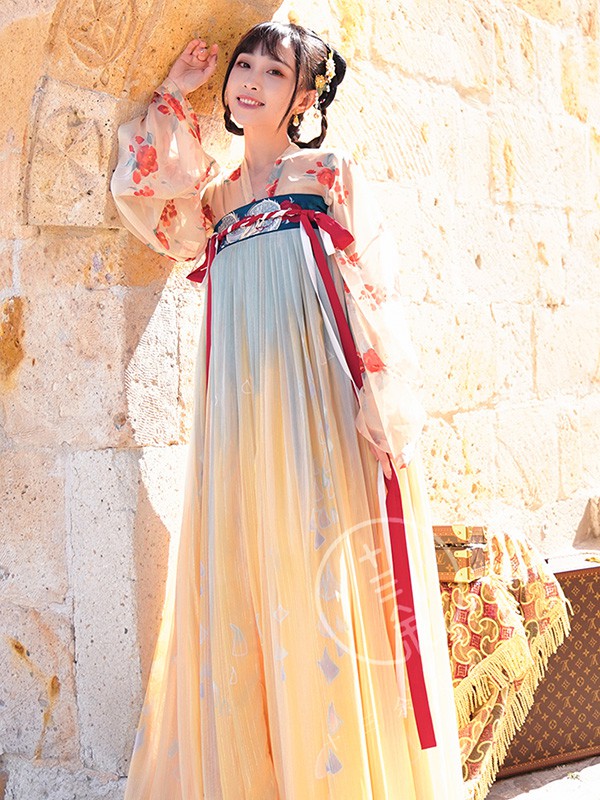 十三余女装2022春夏季墨绿色连衣裙