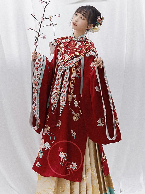 十三余女装2022春夏季红色连衣裙