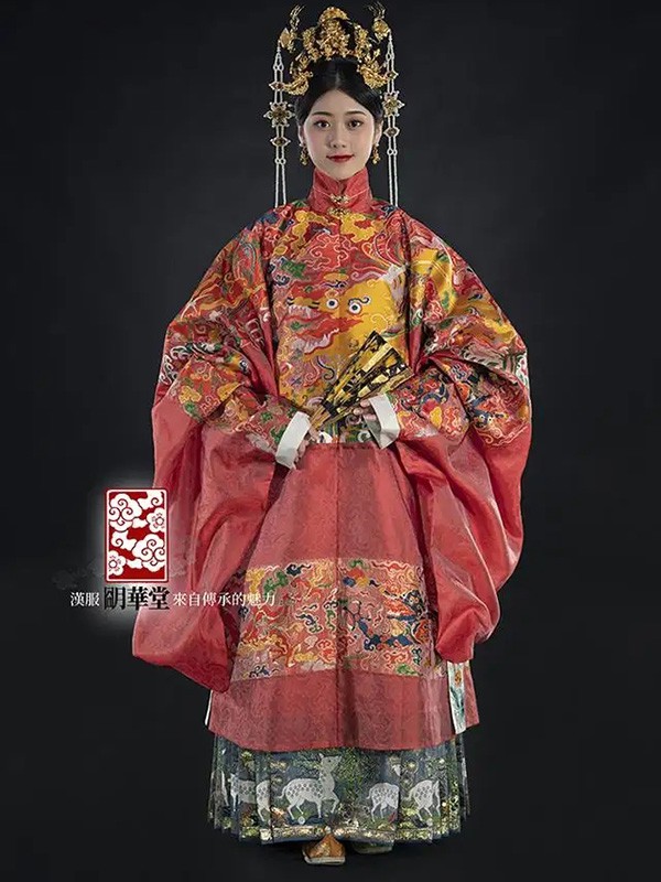 明华堂女装2022春夏季红色外套