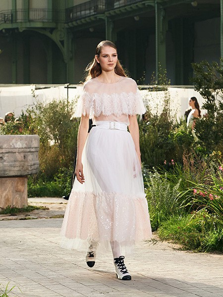 香奈儿女装2022春夏季白色连衣裙