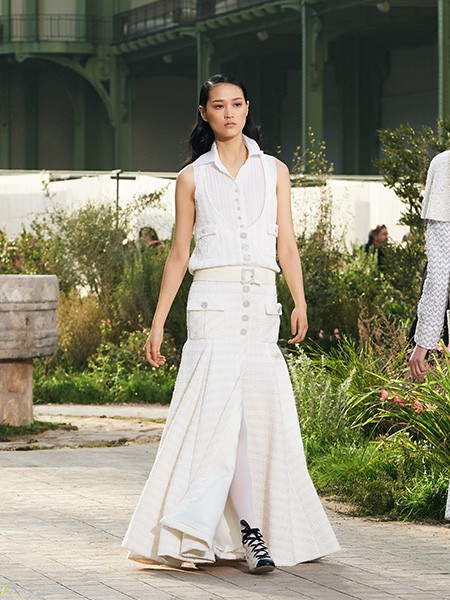 香奈儿女装2022春夏季白色连衣裙