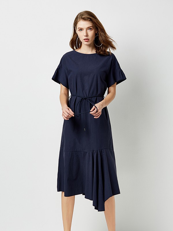扣扣女装2022春夏季藏蓝色连衣裙