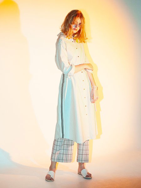 KBF女装2022春夏季白色连衣裙