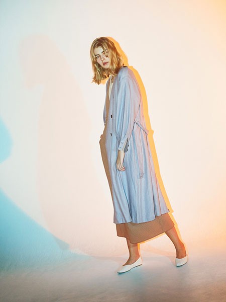 KBF女装2022春夏季灰色风衣