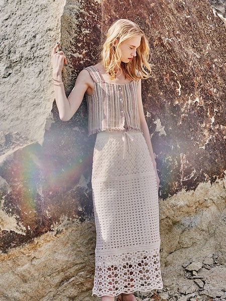 KBF女装2022春夏季灰色包臀裙