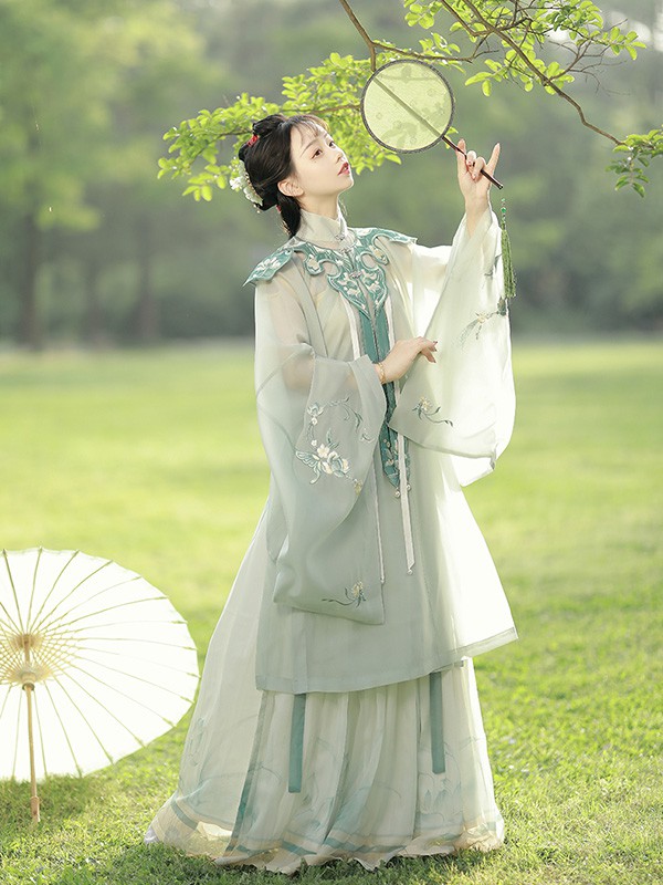 花神记女装2022春夏季绿色外套