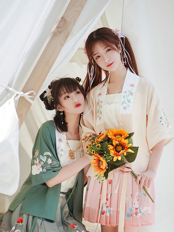 花神记女装2022春夏季墨绿色百褶裙