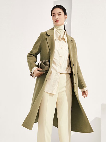 西悦2021秋冬季抹茶绿大衣