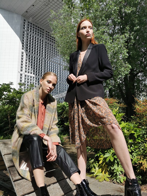 思忆说2022春夏季棕色连衣裙