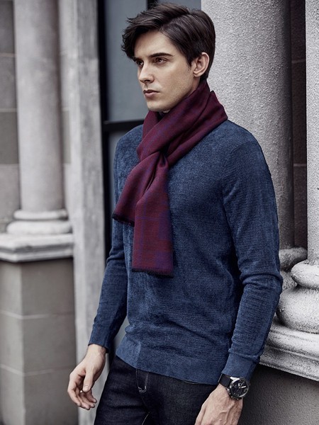 爱登堡·英伦新贵男装2021秋冬季藏蓝色针织衫