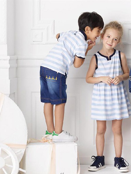 童话故事童装2021春夏季白色连衣裙