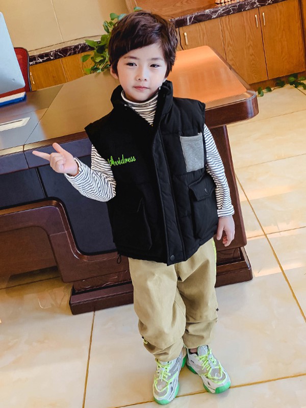 米西果童装2021秋冬季卡其色长裤