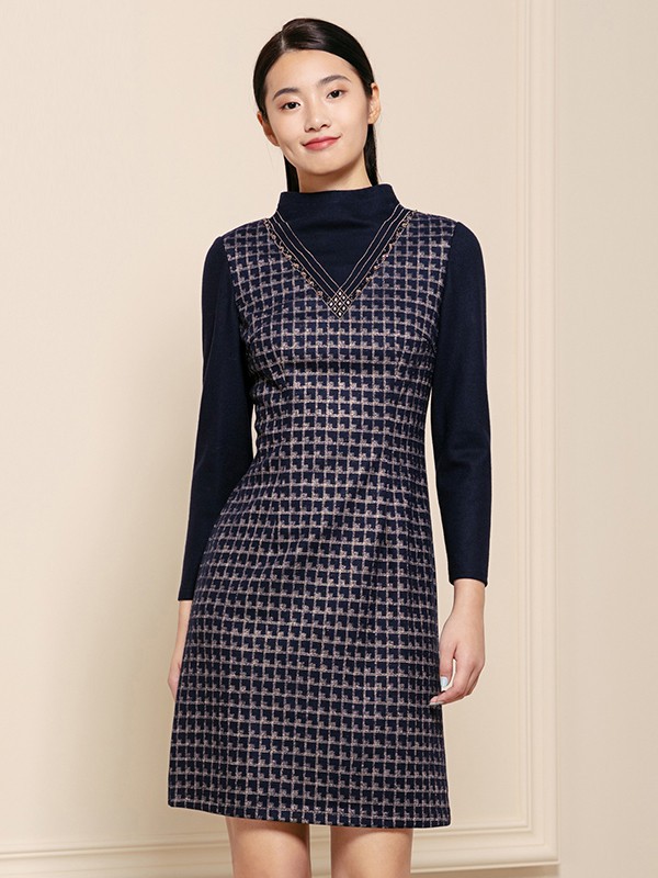 简爱诺2022秋冬季藏蓝色针织衫