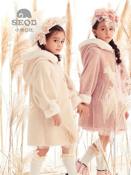 小象Q比2021秋冬季粉色大衣