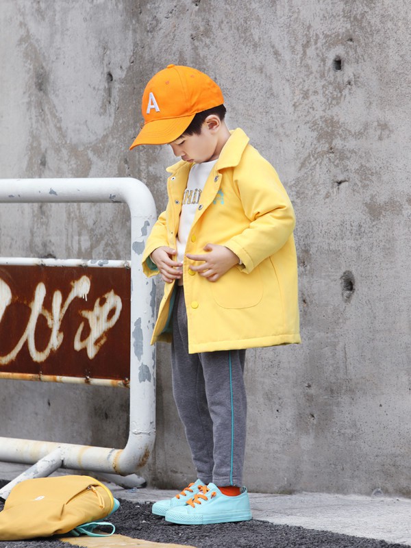 玛宝乐童装2021秋冬季黄色大衣