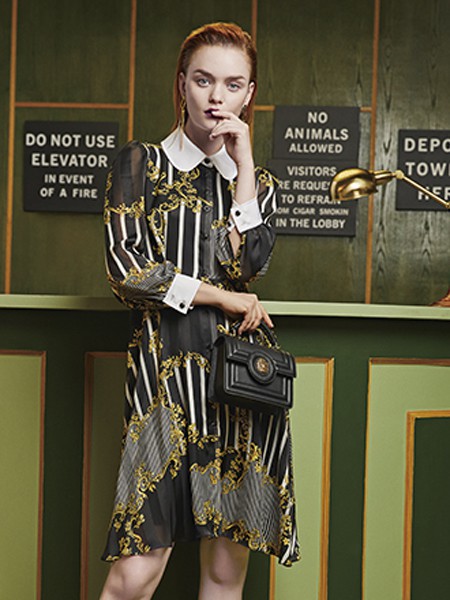 毕索妮2022春夏季黑色衬衫裙